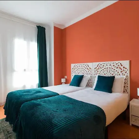 Quiet Flat Naval In *